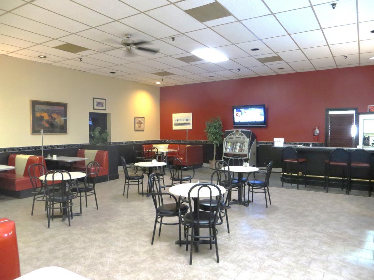 Town And Country Motor Hotel Calgary Zewnętrze zdjęcie