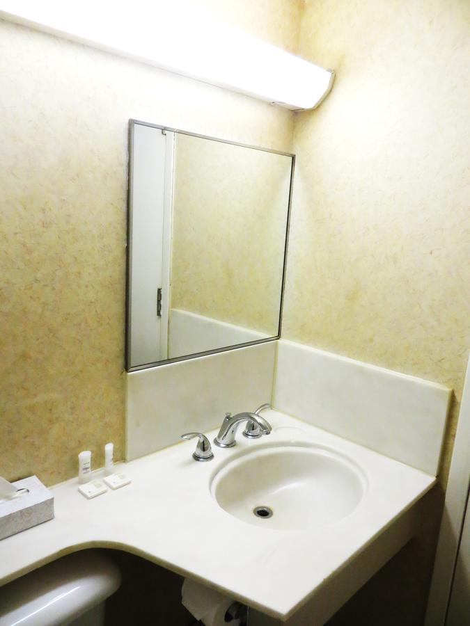 Town And Country Motor Hotel Calgary Zewnętrze zdjęcie